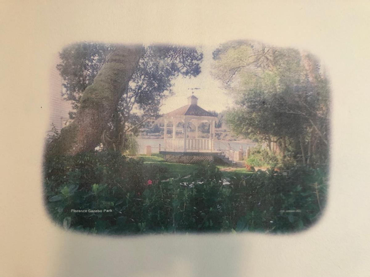 Lighthouse Inn Florence Exterior foto
